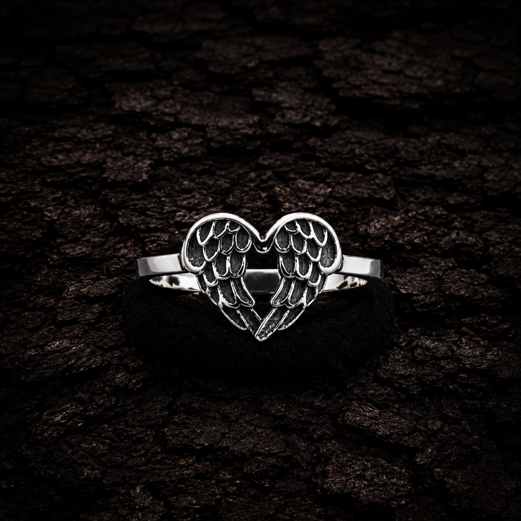 Front view of 925 Sterling Silver Angel Wings Heart Ring