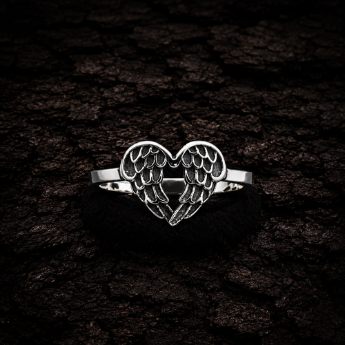 Front view of 925 Sterling Silver Angel Wings Heart Ring