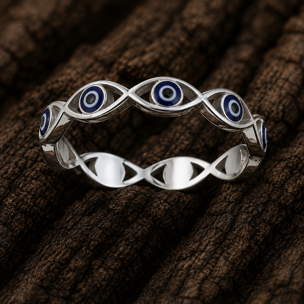 925 Sterling Silver Evil Eye Band Ring close up